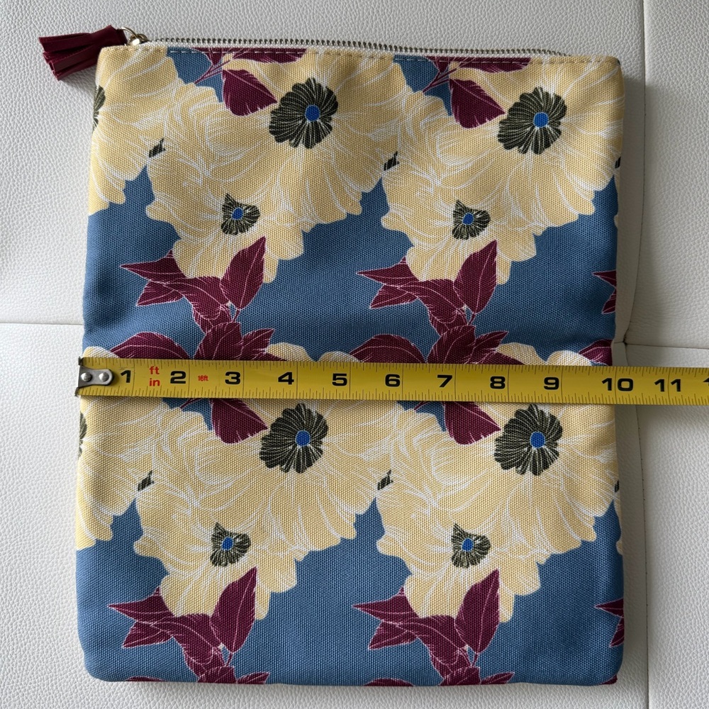 Rachel Pally Cream and Floral Reversible Clutch - Picture 7 of 8